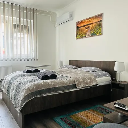Eros Haz Parter Villa Hajduszoboszlo Exterior photo